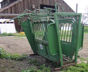 Powder River Squeeze Chute