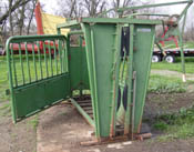 Powder River Squeeze Chute