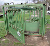 Powder River Squeeze Chute